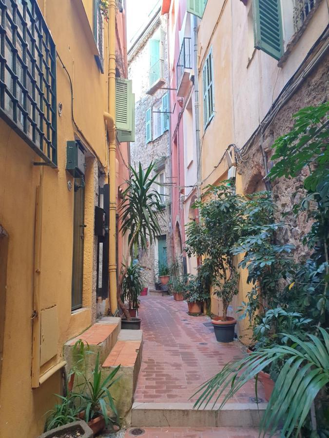 Charmant Studio Avec Coin Nuit - Vieille Ville Climatise Menton Exterior photo
